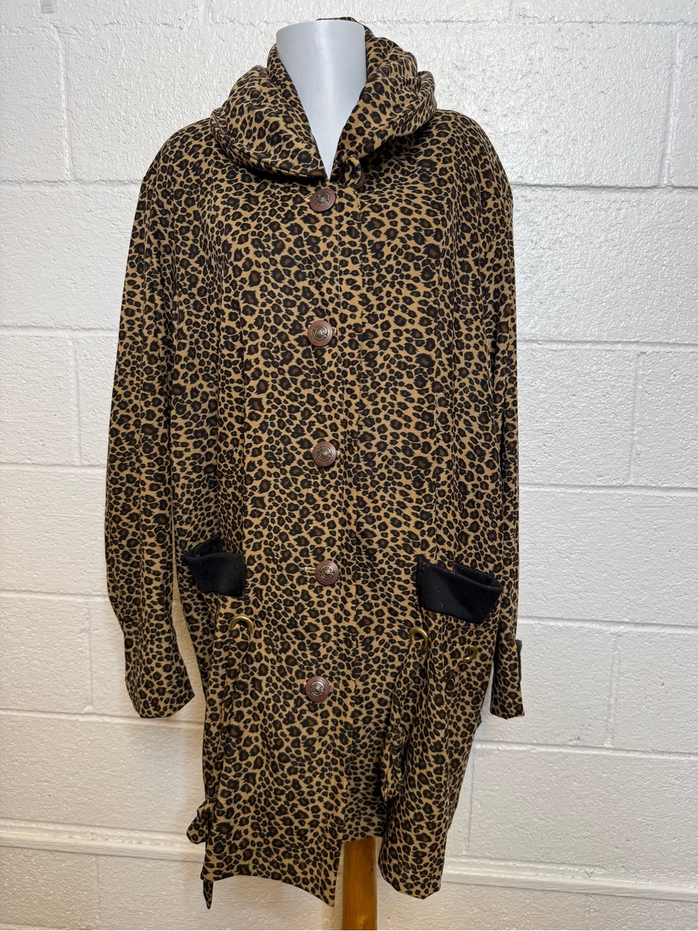 Vintage 80s infinity fashions created by cynthia leopard coat Made USA